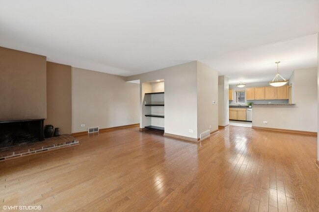 Building Photo - 1930 Songsparrow Ct