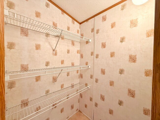 Building Photo - The Home You’ve Been Searching For!