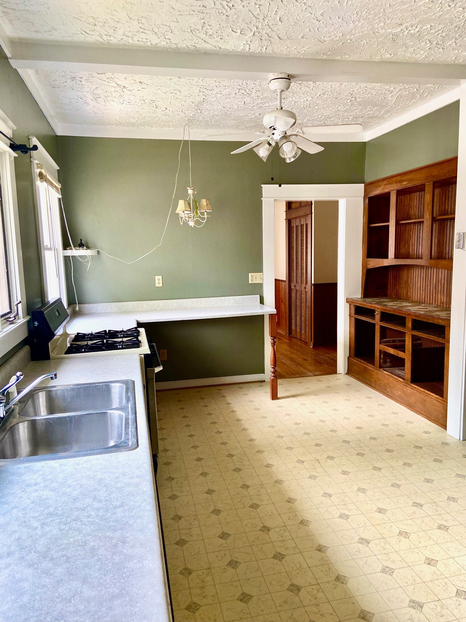 Building Photo - 1407 11th St S