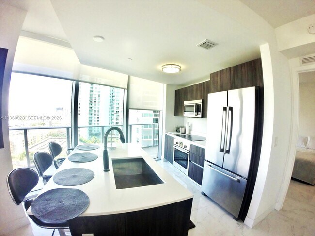 Building Photo - 488 NE 18th St