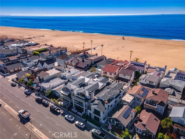 Building Photo - 1025 W Balboa Blvd
