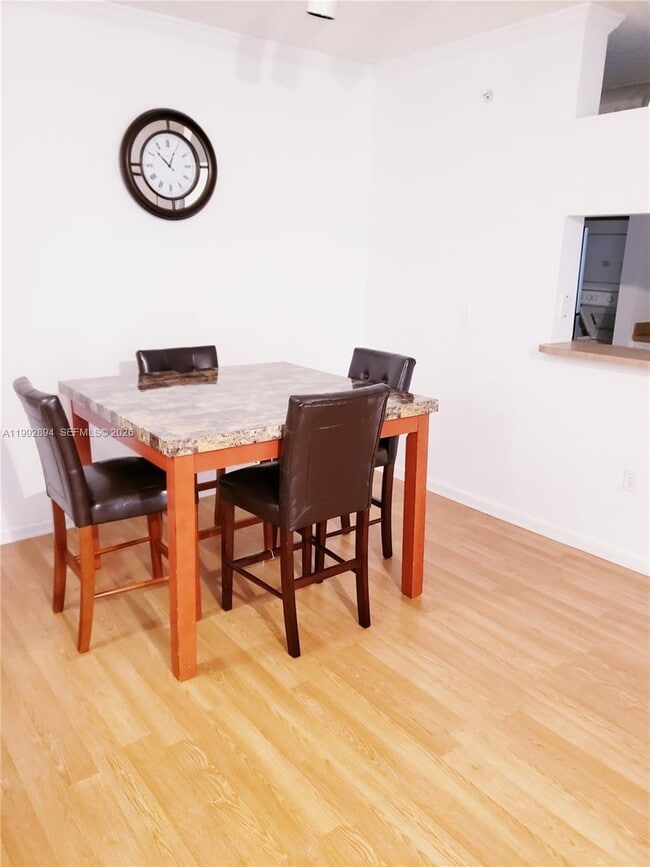 Building Photo - 17125 N Bay Rd