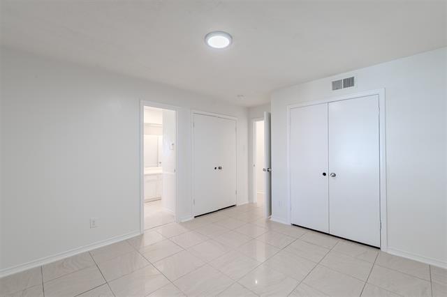 Building Photo - 3325 Shady Hollow Ln