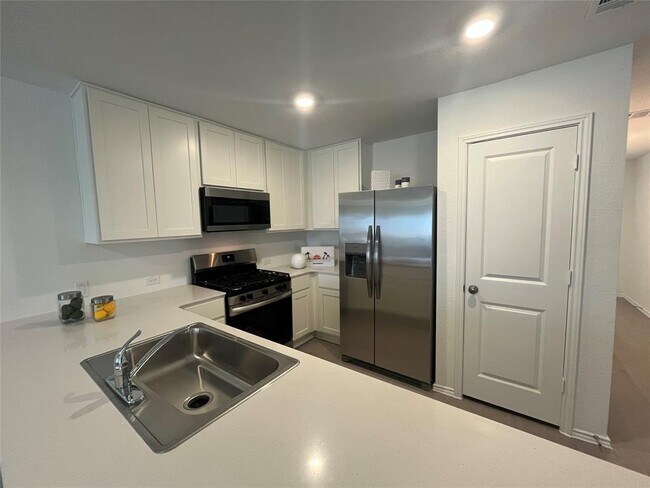 Building Photo - 244 Ammolite Ln