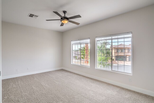 Building Photo - Luxury 5-Bedroom Home in Guard-Gated Community with 3-Car Garage