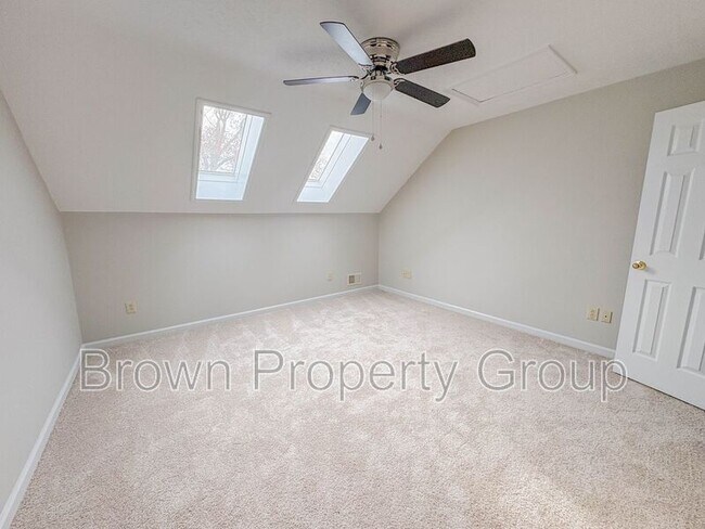 Building Photo - 4735 Camden Rd