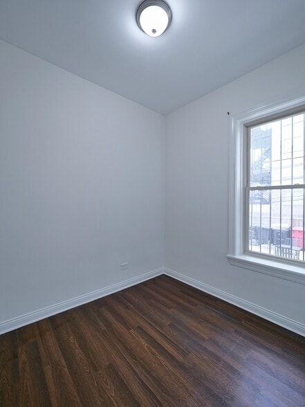 Building Photo - 3156 N Central Park Ave