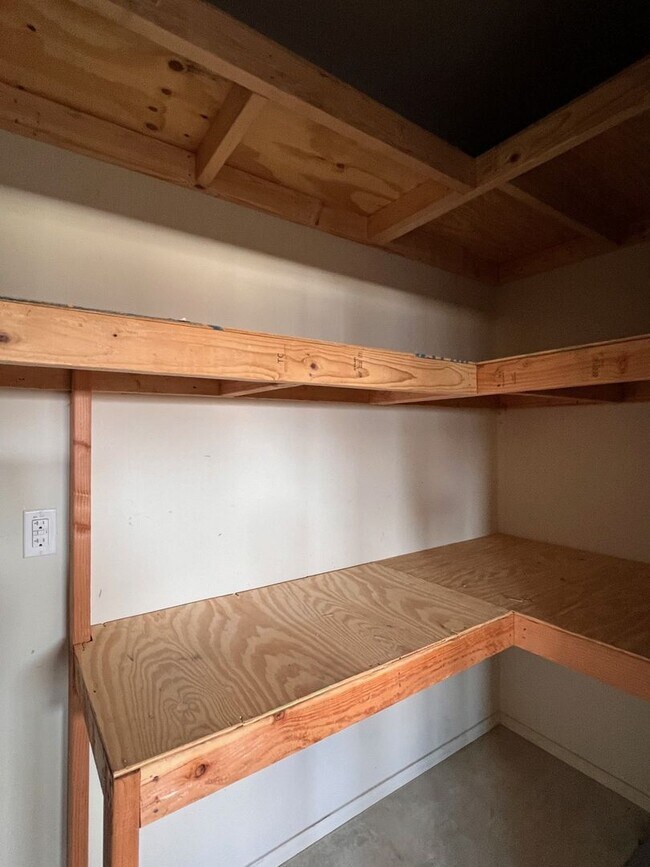 Building Photo - Spacious 5-Bedroom Harker Heights Home with 3 Living Areas & 3-Car Garage