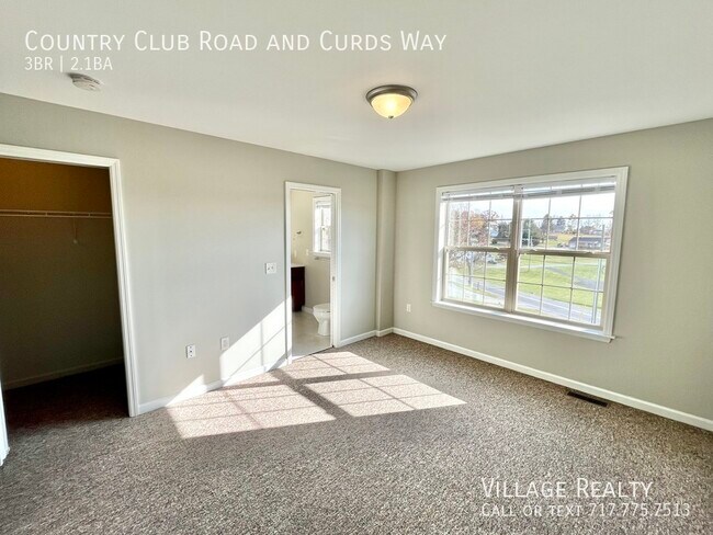 Building Photo - 705 Country Club Rd