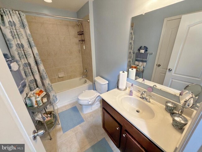 Building Photo - 2711 Coppersmith Pl