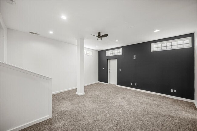 Building Photo - 2602 Washington Ave