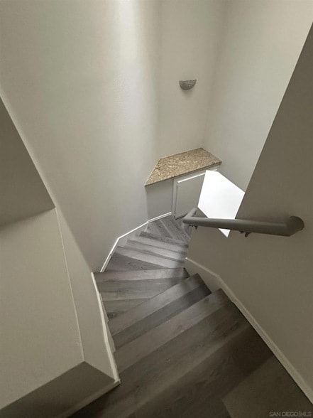 Building Photo - 12049 Calle De Montana