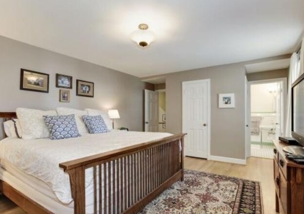 primary bedroom - 2825 Northampton St NW