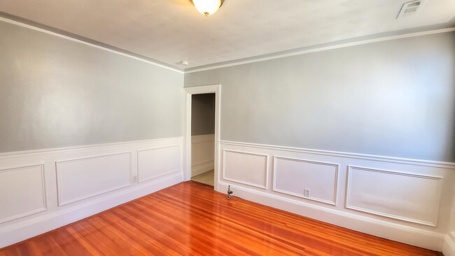 Building Photo - 163-165 Norwood Ave