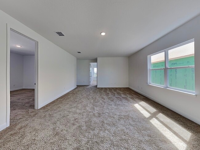 Building Photo - 15709 Vetta Dr