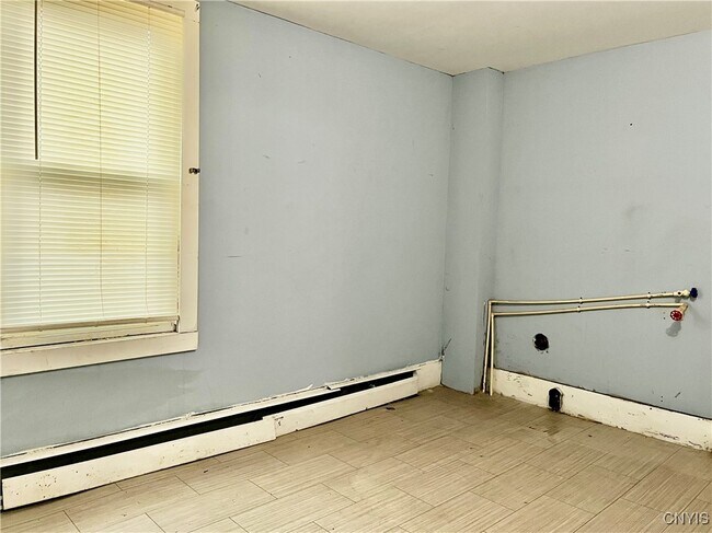 Building Photo - 97 E Seneca St