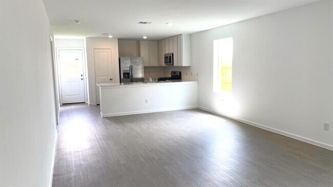 Building Photo - 18031 Valle Cupa Ln