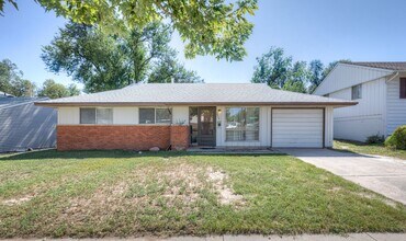 Building Photo - Newly Remodeled 3 Bedroom Home in Central Location