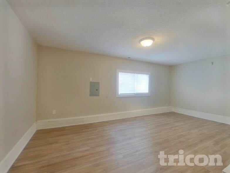 Building Photo - 8701 Brookstead Dr