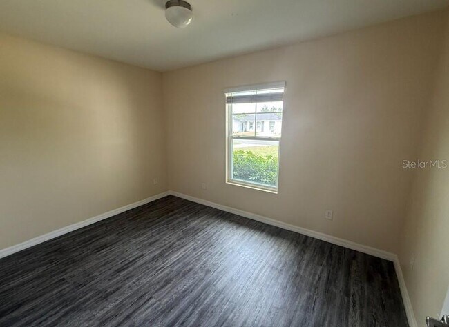 Building Photo - 11233 Kimberly Ave