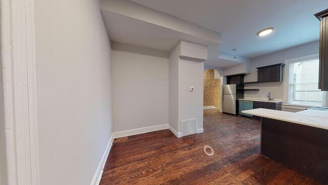 Building Photo - 1807 Madison Ave