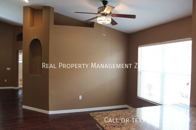 Building Photo - 7302 Parkersburg Dr