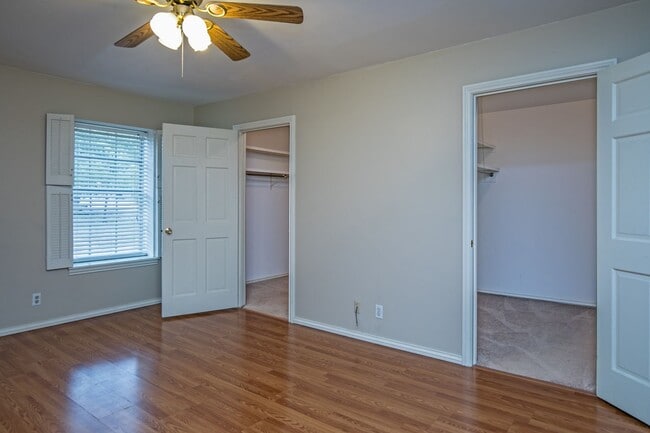 Building Photo - Colony Park Dr 3712/3714