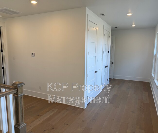 Building Photo - 1813 Garland Ave