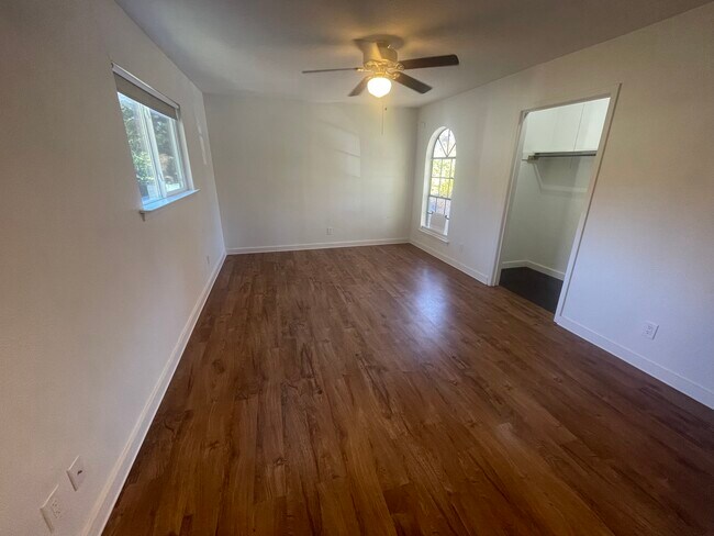 Building Photo - 1901 Glen Allen St