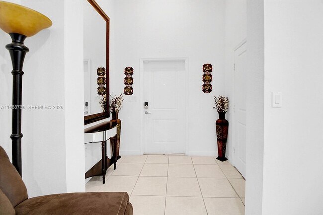 Building Photo - 1382 SE 26th Rd