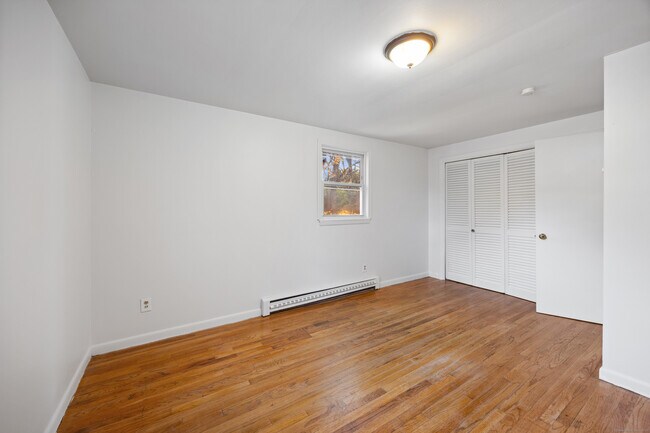 Building Photo - 84 Whittier Ave