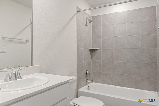 Building Photo - 12811 Village Spun Plz