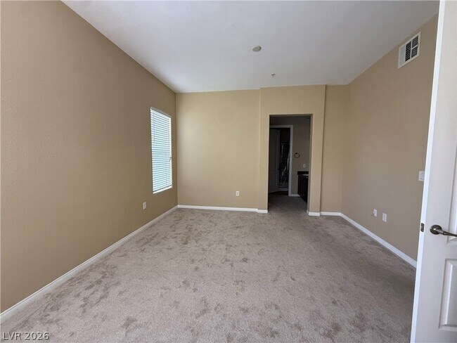 Building Photo - 68 E Serene Ave