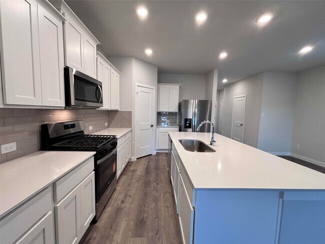 Building Photo - 32506 Timber Point Dr