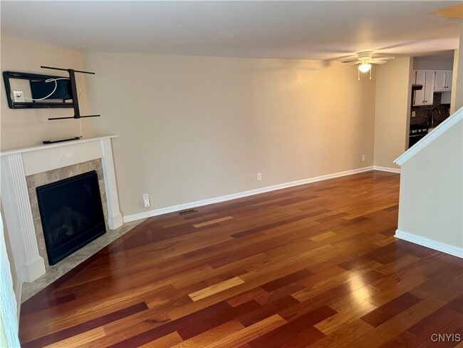 Building Photo - 8434 Bubbling Springs Dr