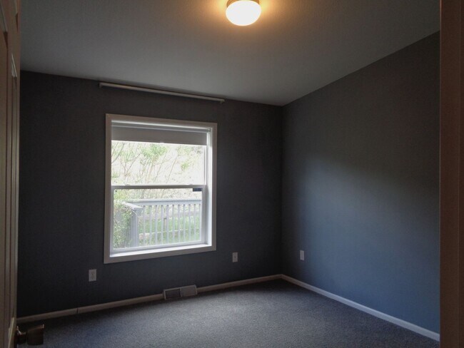 Building Photo - 4511 Gray Fox Heights