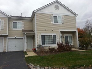 Primary Photo - 189 N Oakhurst Dr