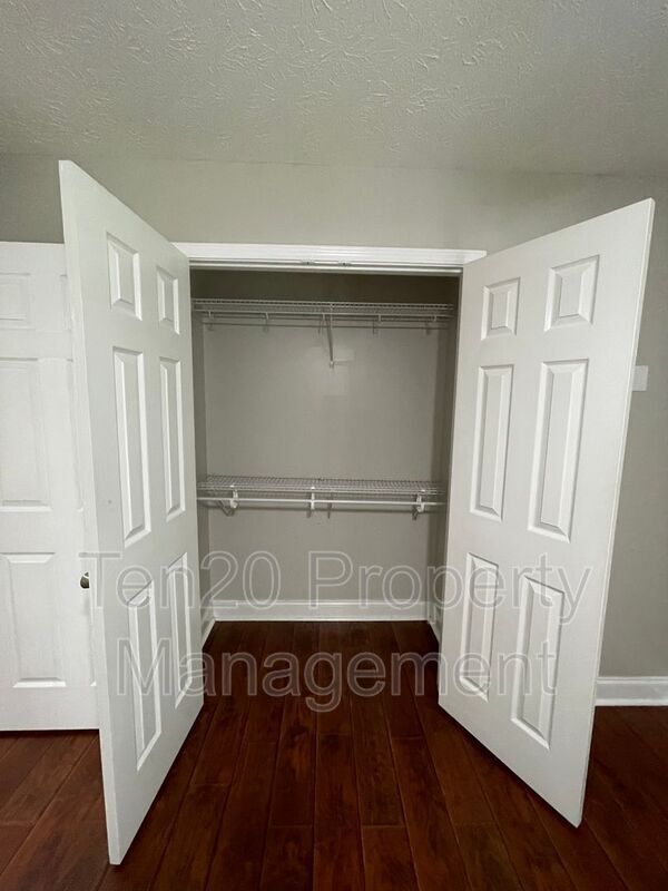 Building Photo - 4508 Auburn Rd