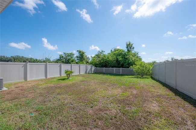 Building Photo - 17042 Oval Rum Dr