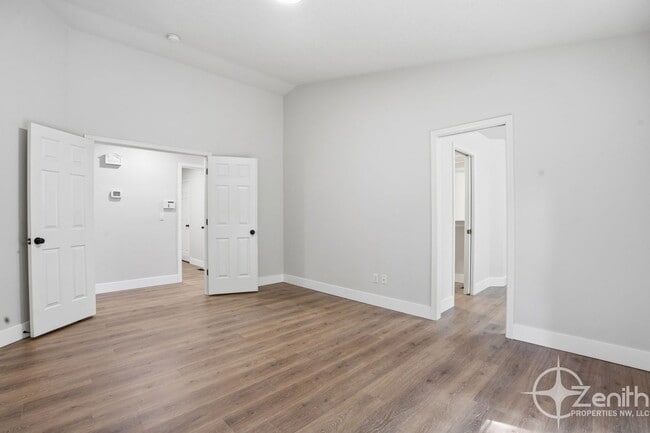 Building Photo - 2348 NW 45th Ave