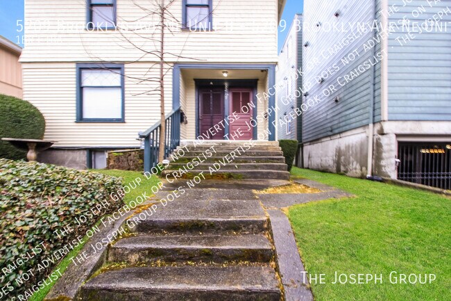 Building Photo - 5209 Brooklyn Ave NE
