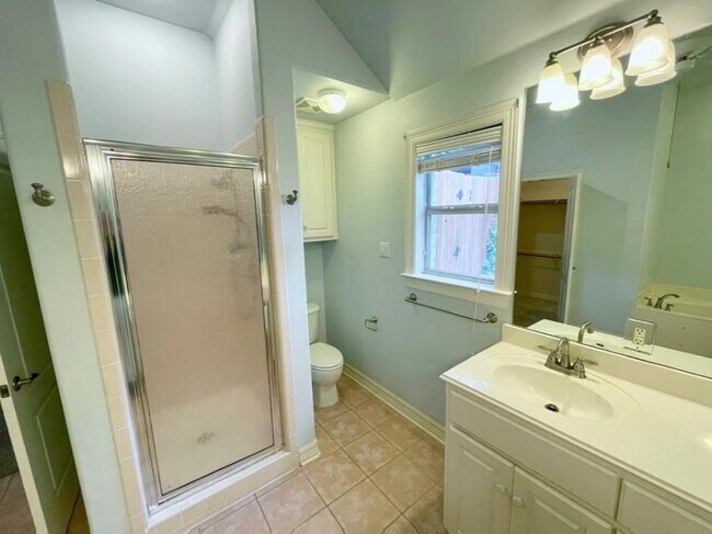 Building Photo - 3601 Serena Woods Ct