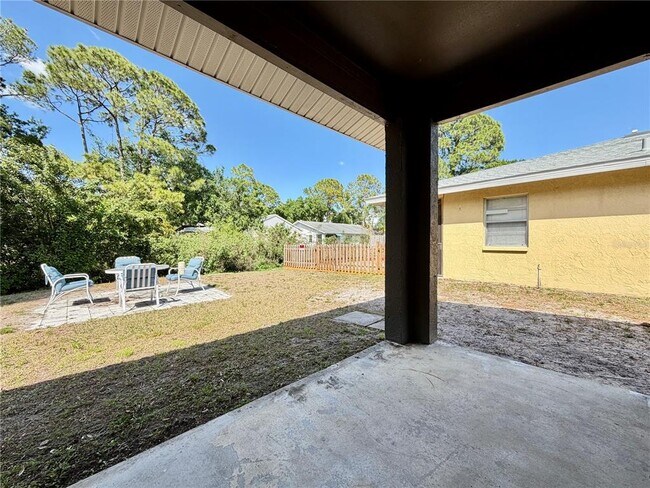 Building Photo - 2761 62nd Terrace N