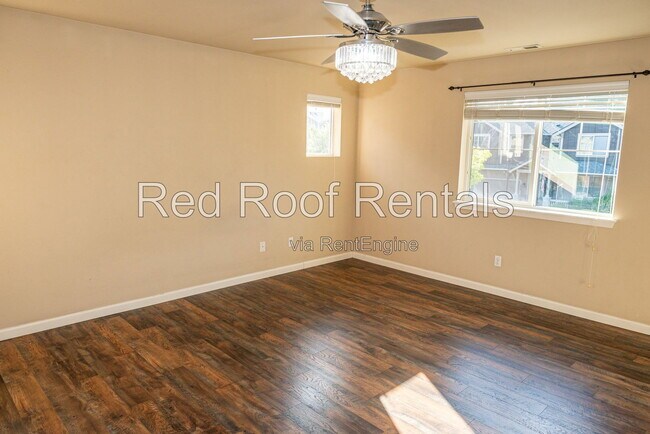 Building Photo - 1441 Farina Lp SE