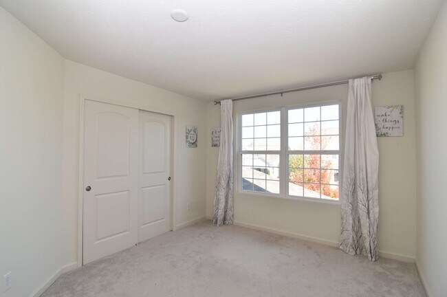 Building Photo - 13068 Corydon Dr