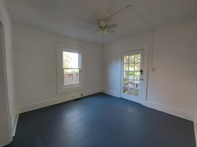 Building Photo - 547 Atlanta Ave SE