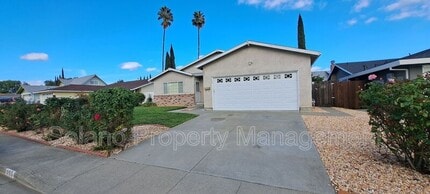 Building Photo - 355 Spindrift Way