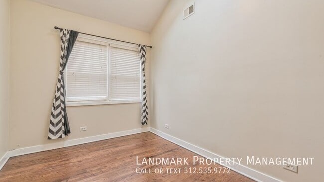 Building Photo - 2329 W Harrison St