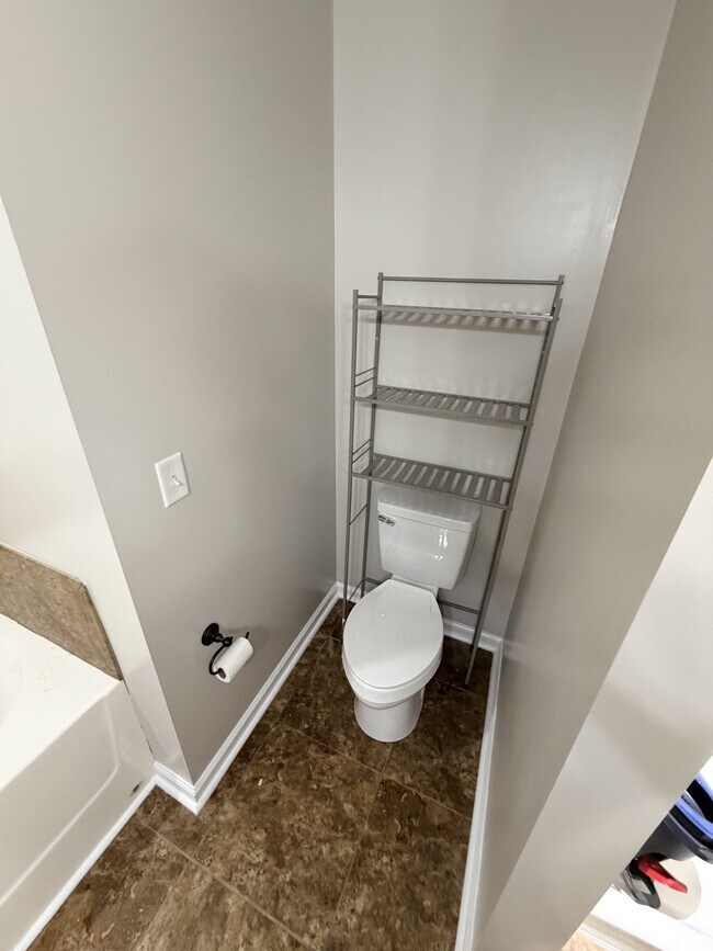 Building Photo - 207 Murfee Dr