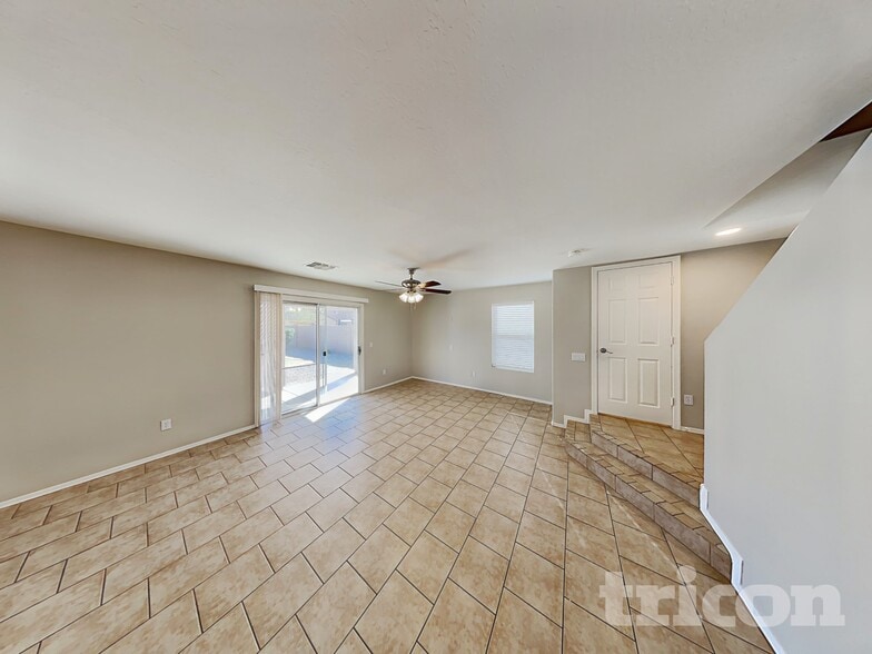 Building Photo - 999 E Stardust Way